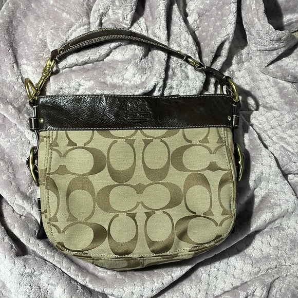 Coach Zoe Signature Khaki & Leather Shoulder Bag EUC - Picture 1 of 16